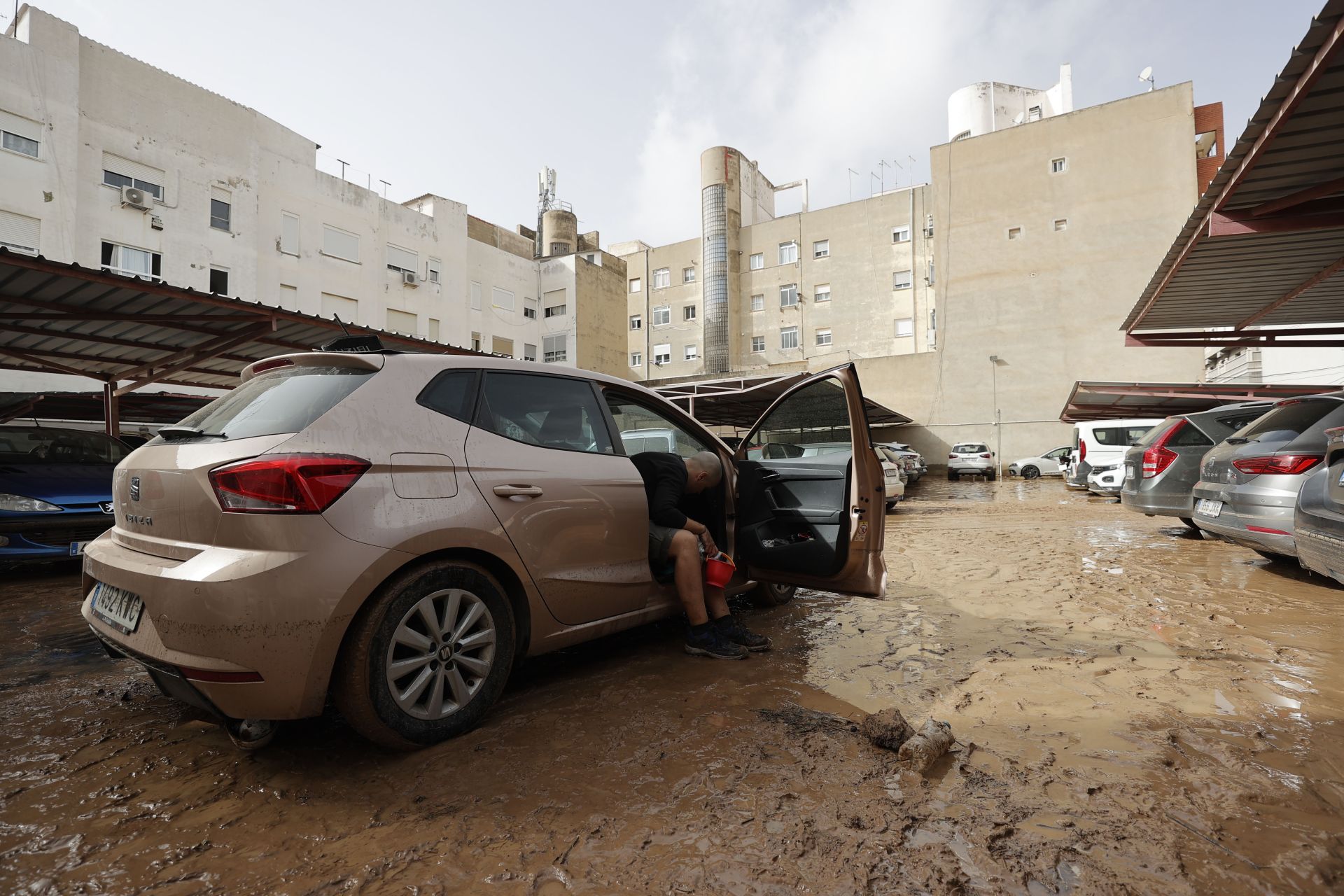 Fotos: el escenario devastador en los municipios afectados en Valencia