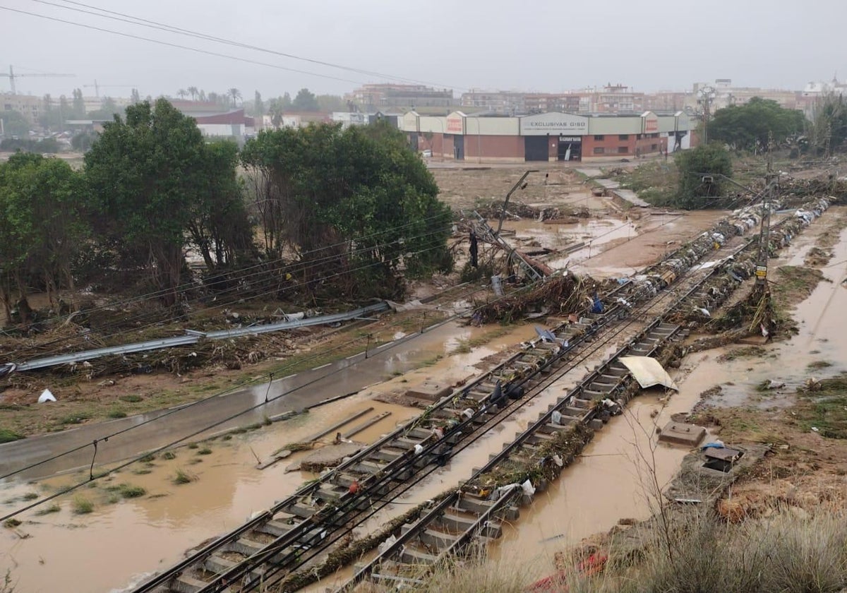 Estado de una de las vías del metro.