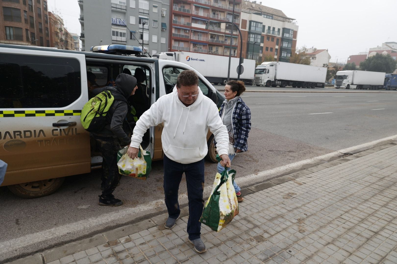 Valencia se despierta el día después de la tragedia