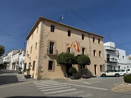 El Ayuntamiento de Benissa.