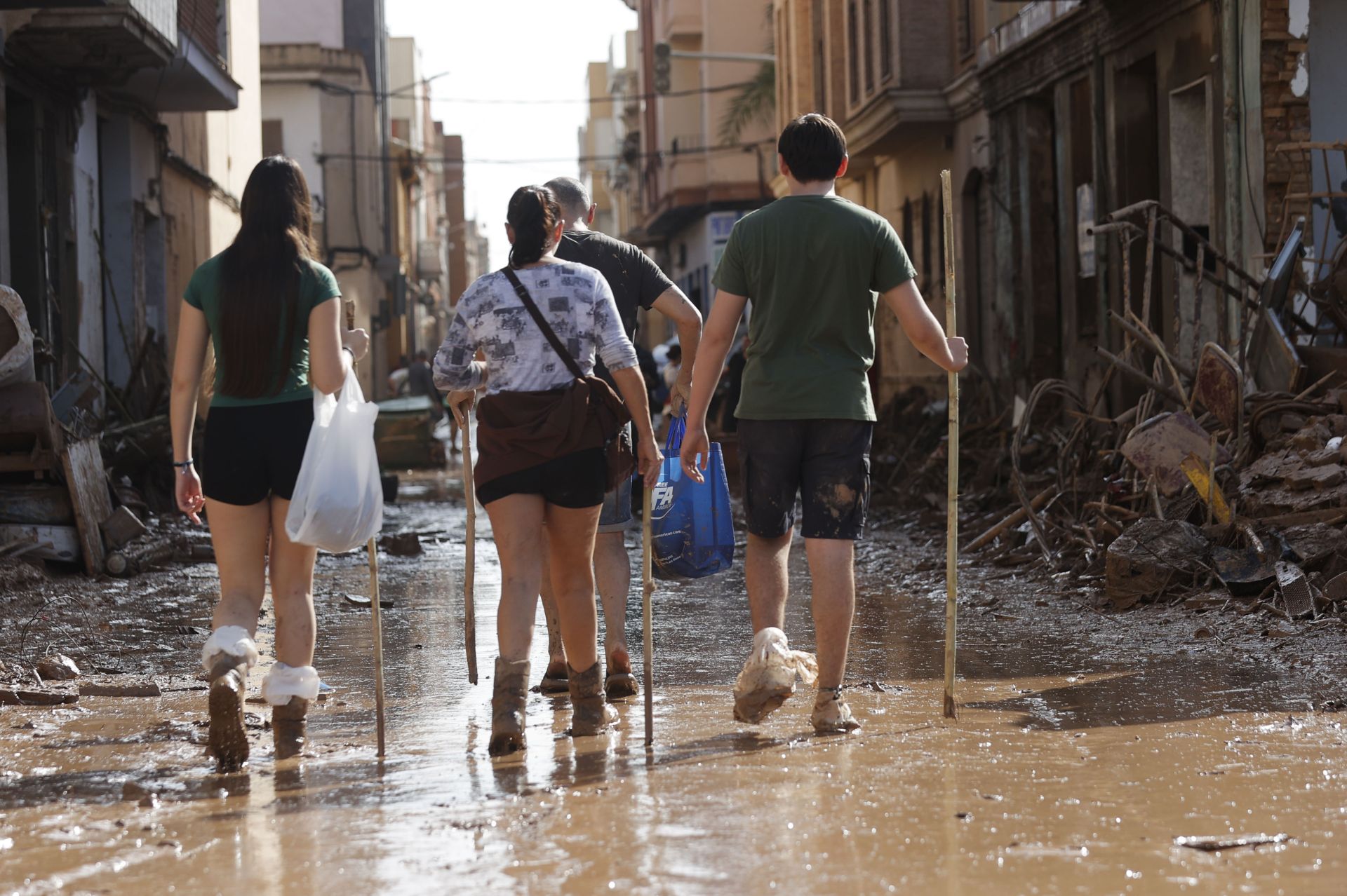 La solidaridad de los pueblos más afectados por la DANA