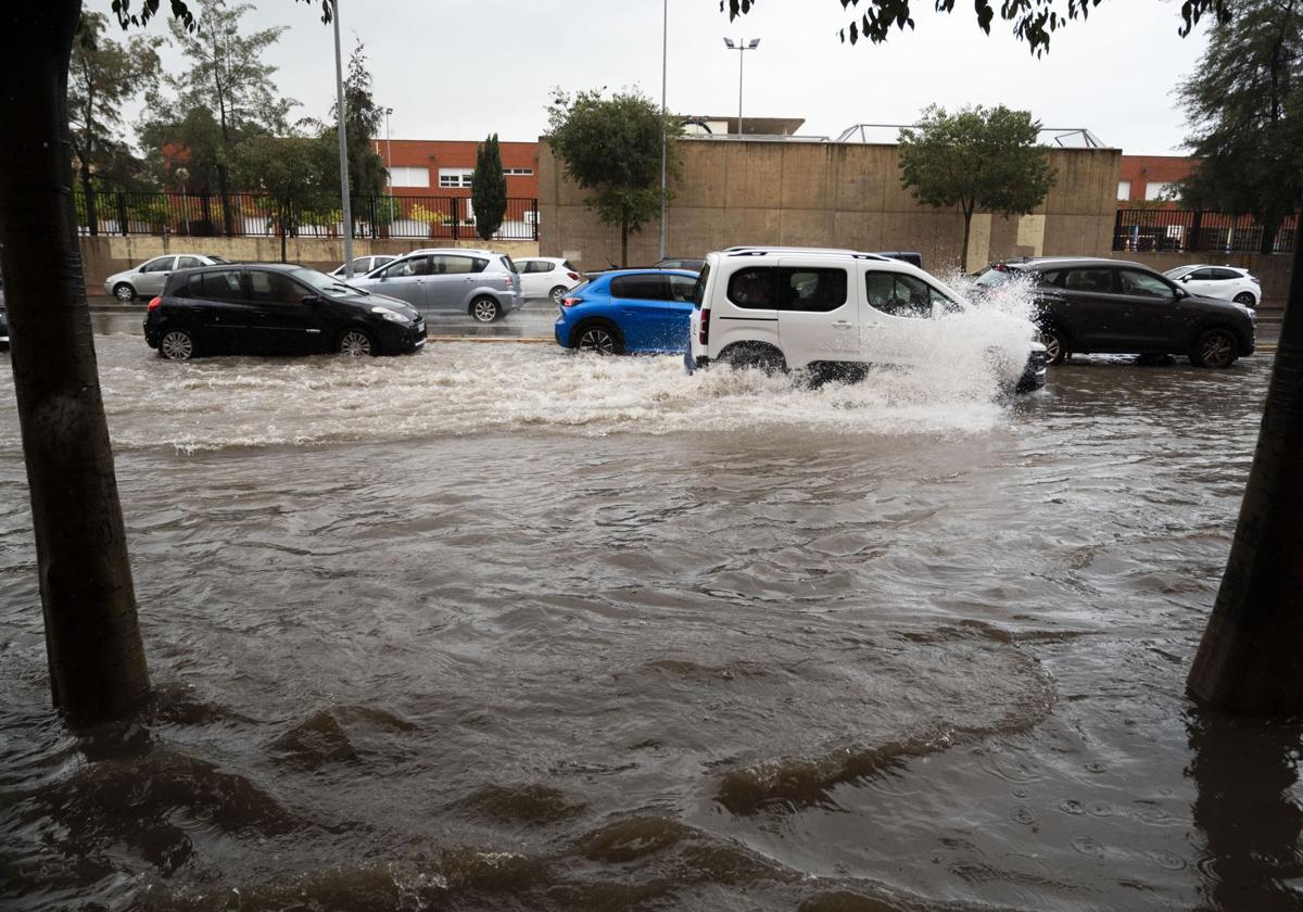 Inundaciones este jueves en la ciudad de Castellón.