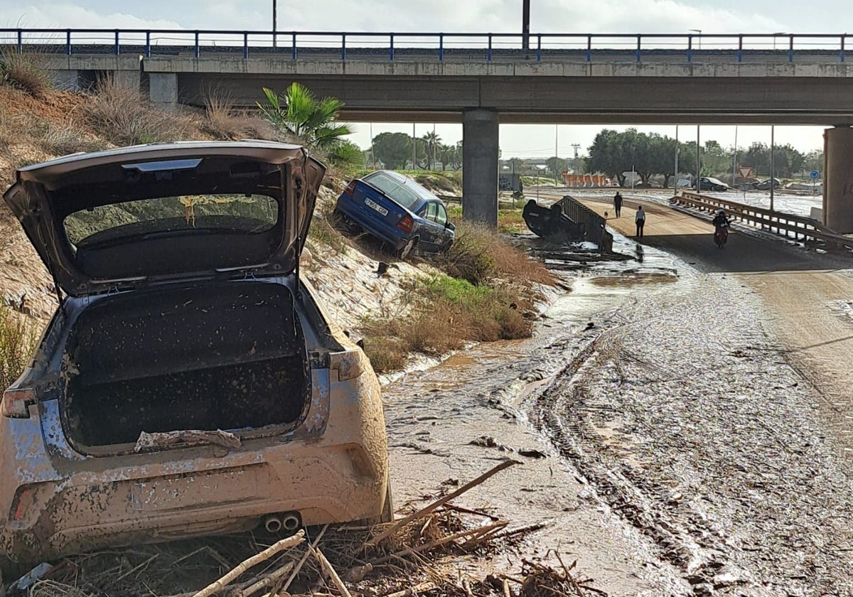 Carretera entre Torrent y Pincanya.