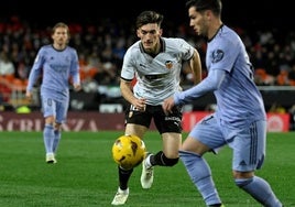 Un instante del Valencia-Real Madrid en Mestalla de la pasada temporada.