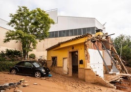 Una casa derrumbada tras el paso de la DANA, en Picaña.