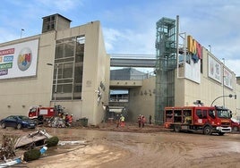 Así está el polígono del centro comercial MN4 en Alfafar