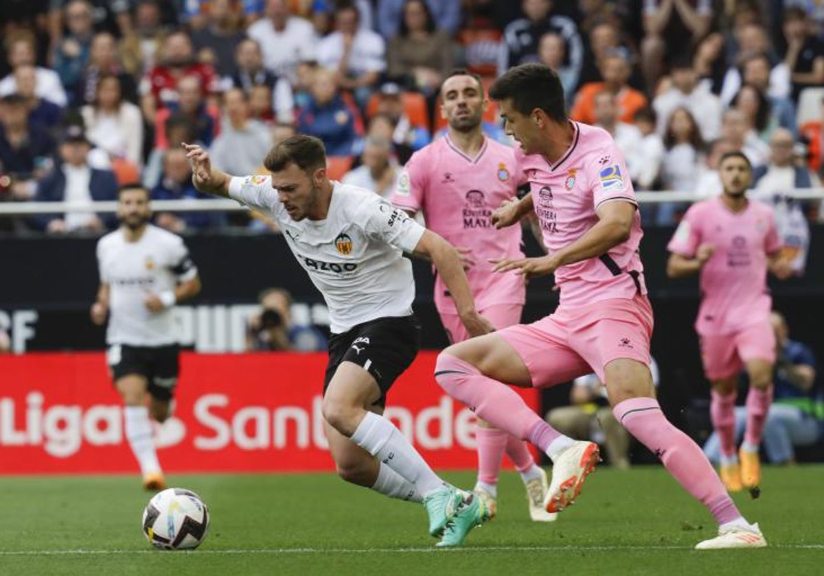 Último partido entre Valencia y Espanyol, disputado en mayo.