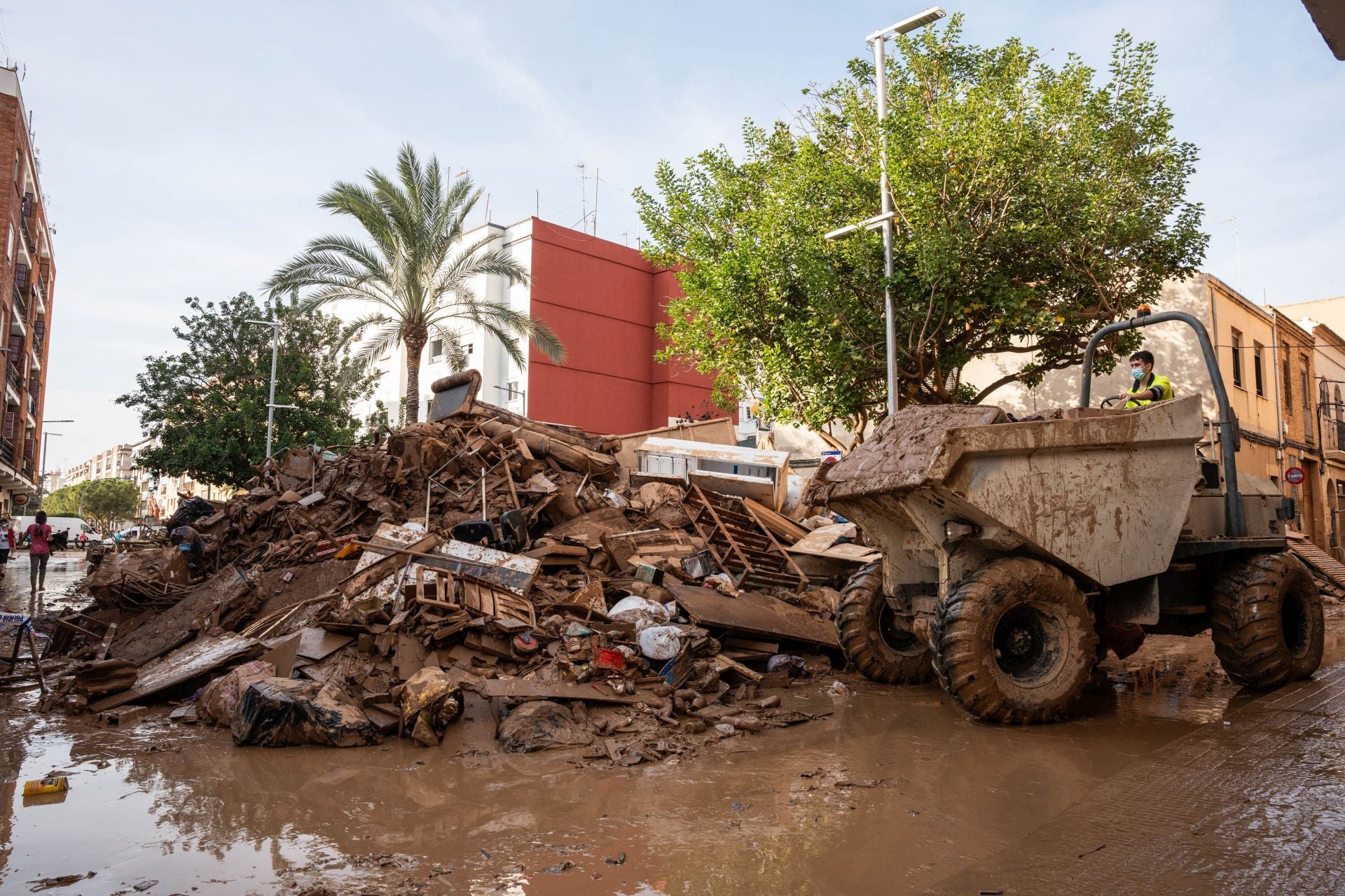 Fotos de la DANA en Catarroja: un pueblo arrasado por la riada