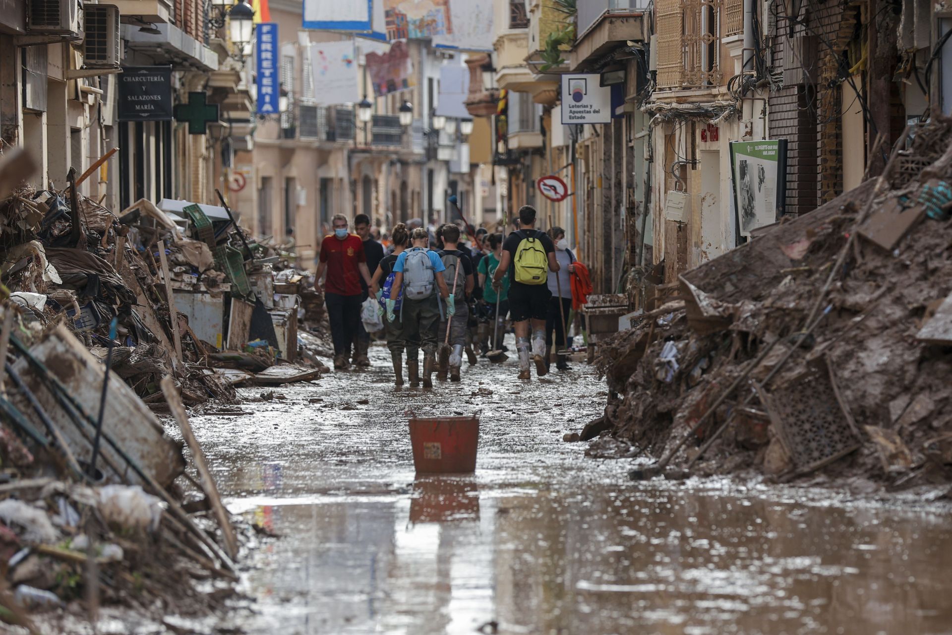 Sanidad no se plantea «por ahora» evacuar ninguna población por peligro de infecciones por aguas estancadas