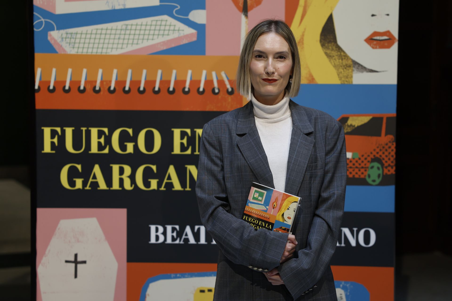 Beatriz Serrano, de promoción de 'Fuego en la garganta', novela que ha resultado finalista del Premio Planeta 2024.