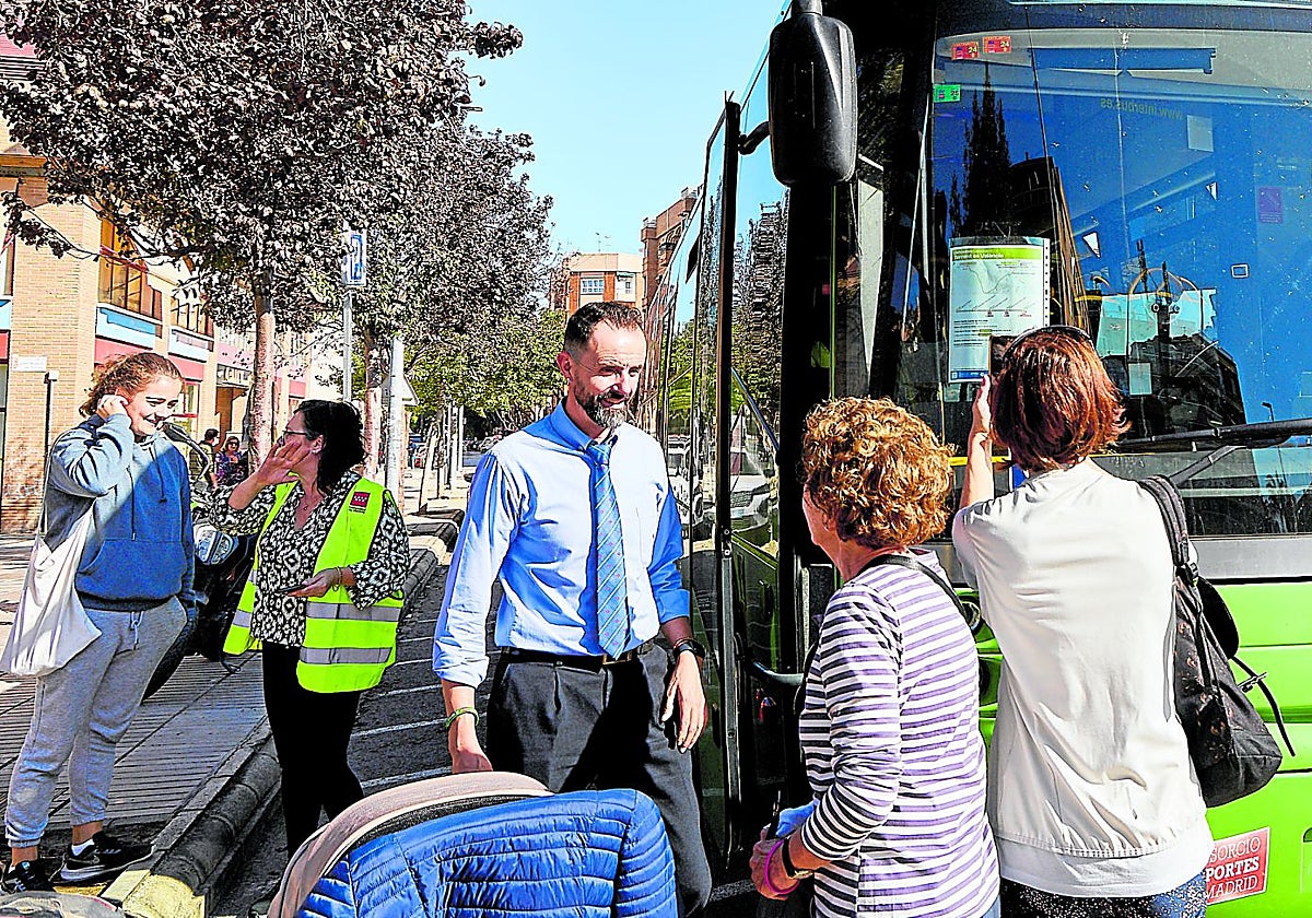 Autobuses lanzadera que suplen el recorrido entre Torrent y Valencia.