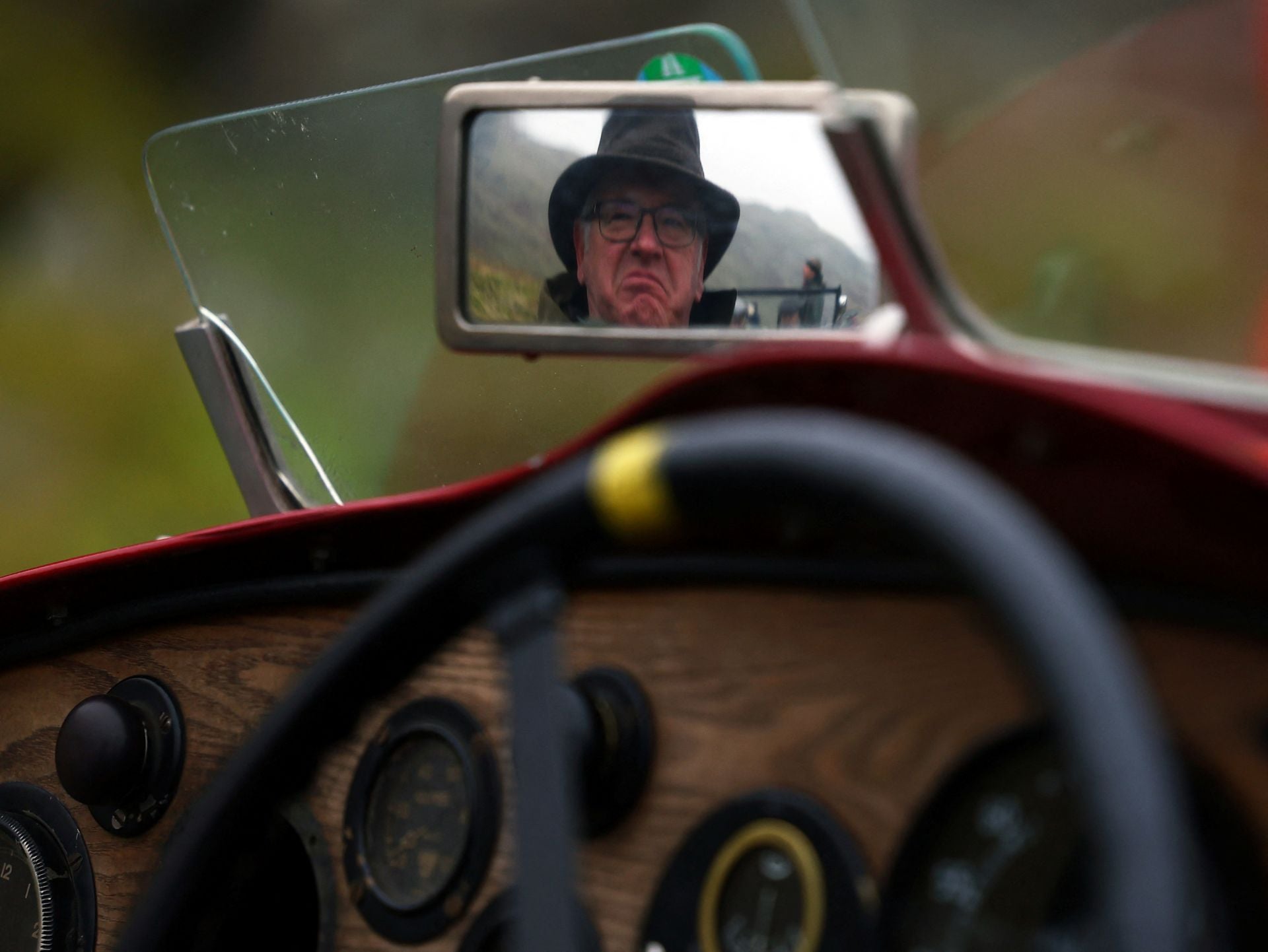 La carrera de coches vintage más peculiar del mundo
