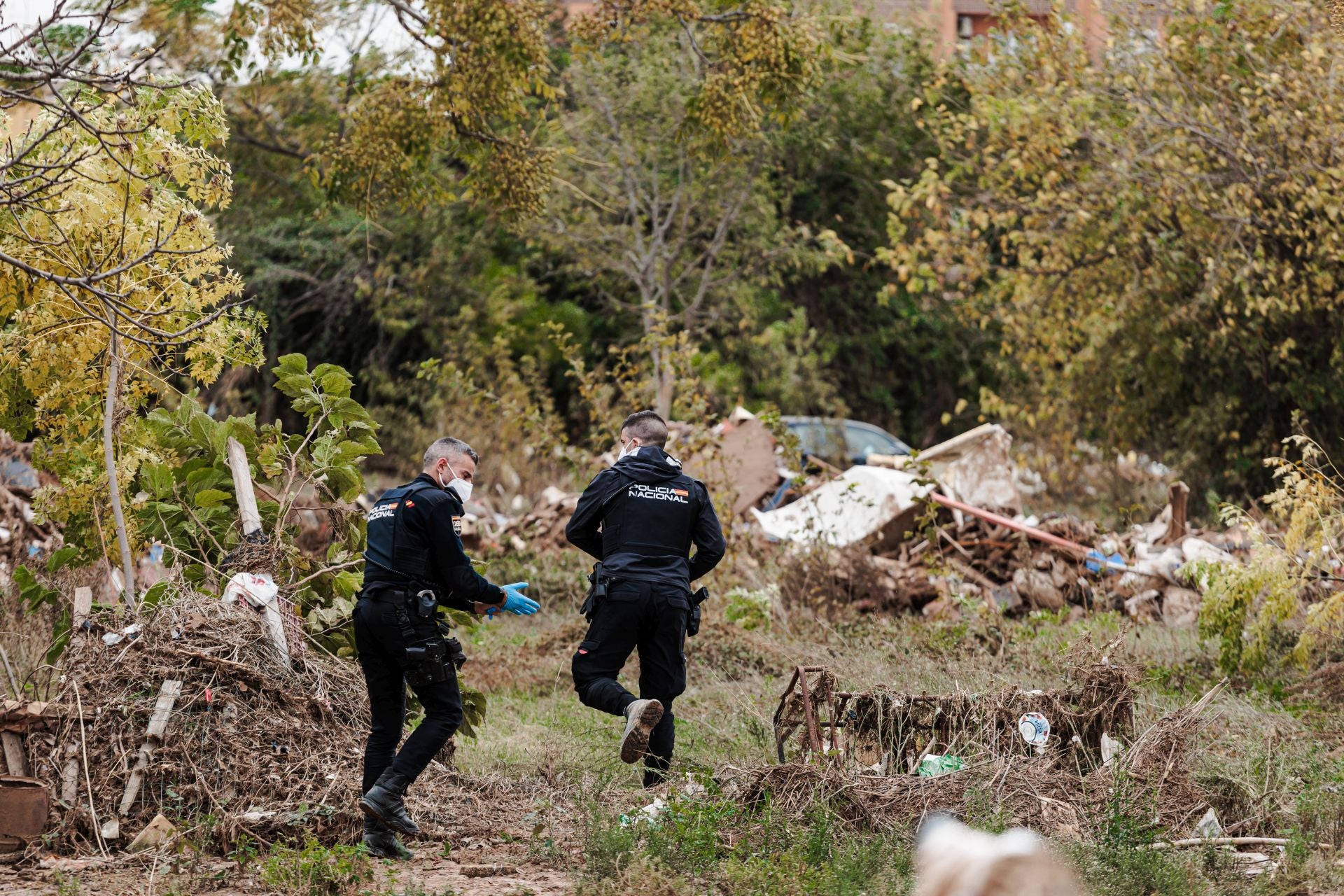 Hallan un cuerpo en un descampado de Sedaví durante los trabajos de búsqueda de desaparecidos por la DANA