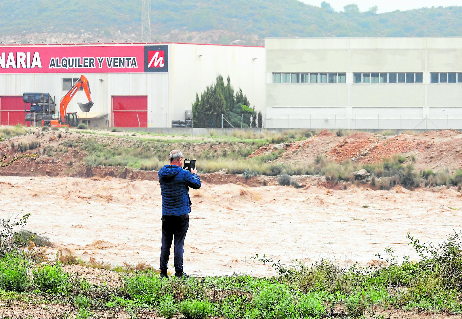 Un aforo y un pluviómetro para vigilar los 12 barrancos que causaron la riada