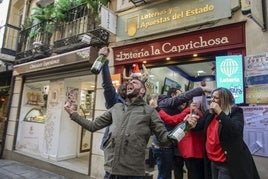 Ganadores del Gordo de Navidad, tras el sorteo de 2023.