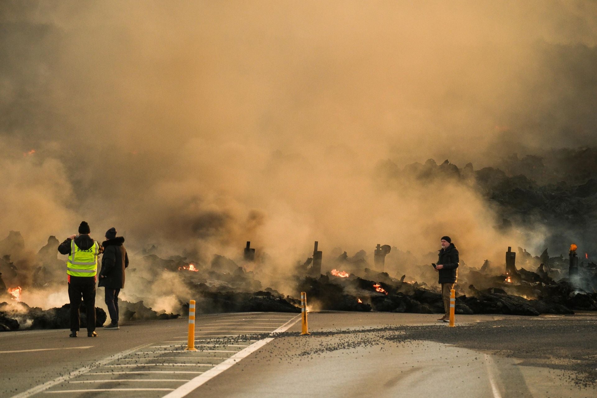 La furia de un volcán en Islandia obliga a evacuar Grindavik