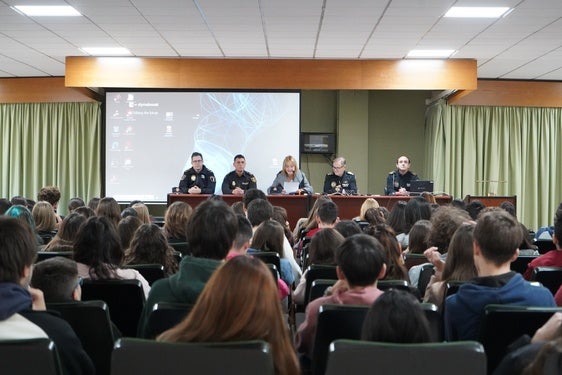 Jornada inaugural dirigida al alumnado de Bachillertato.