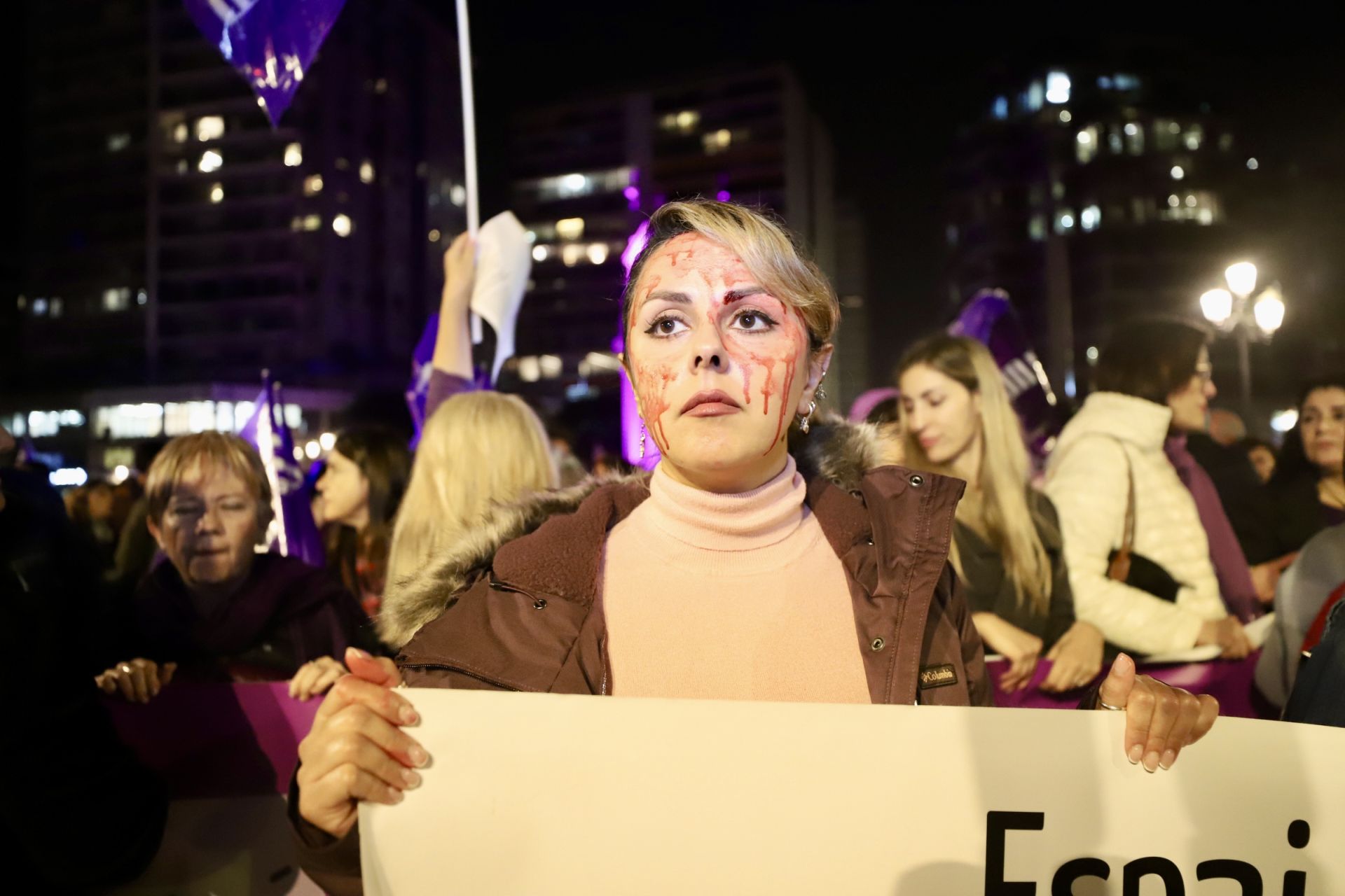 Las imágenes de la manifestación por el 25-N en Valencia