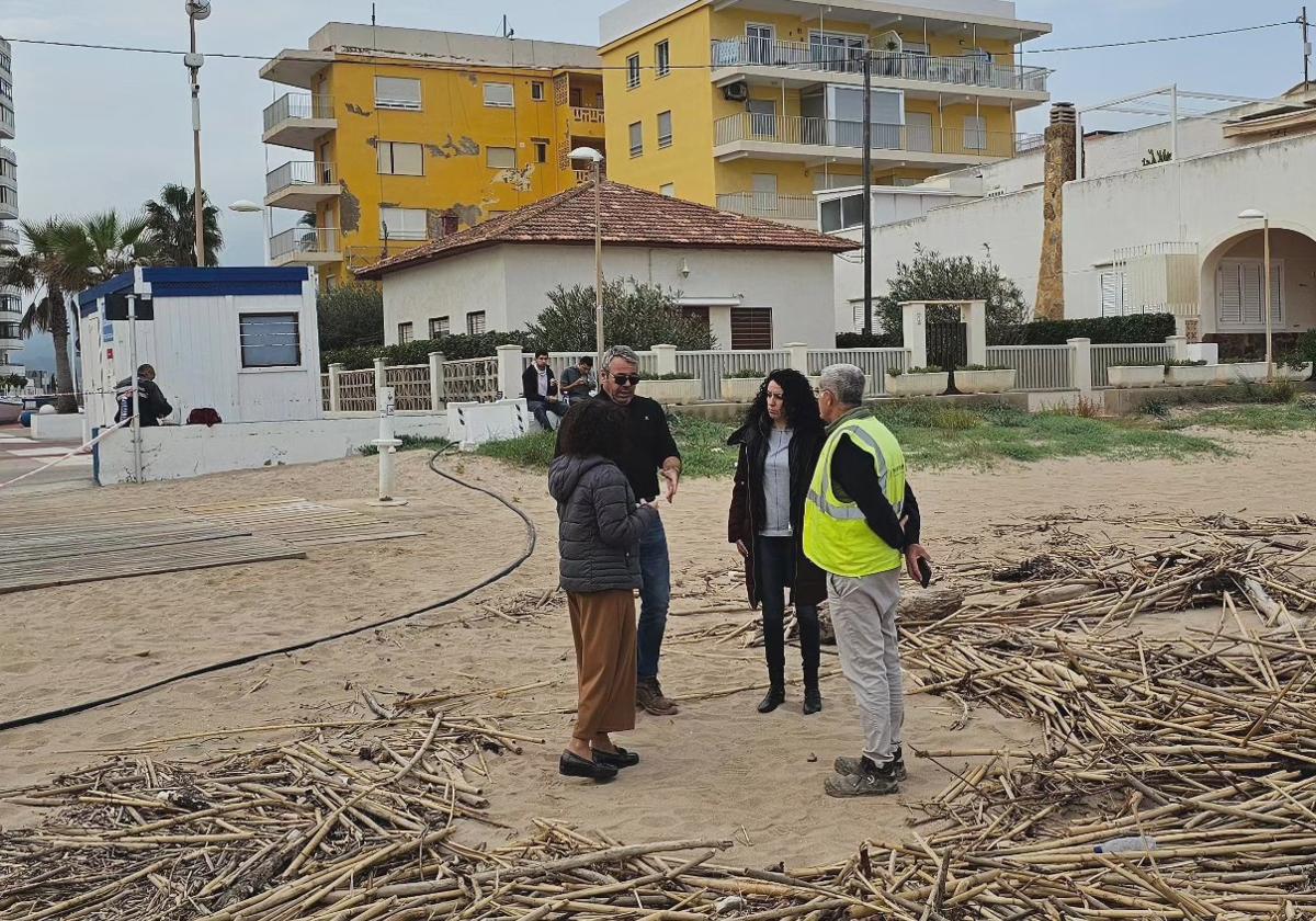 Visita a la playa de Tavernes.