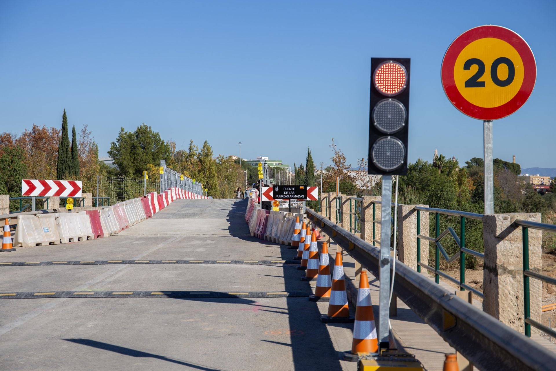 El puente arrasado por la DANA que conectaba Cheste con la A-3 se reabre al tráfico