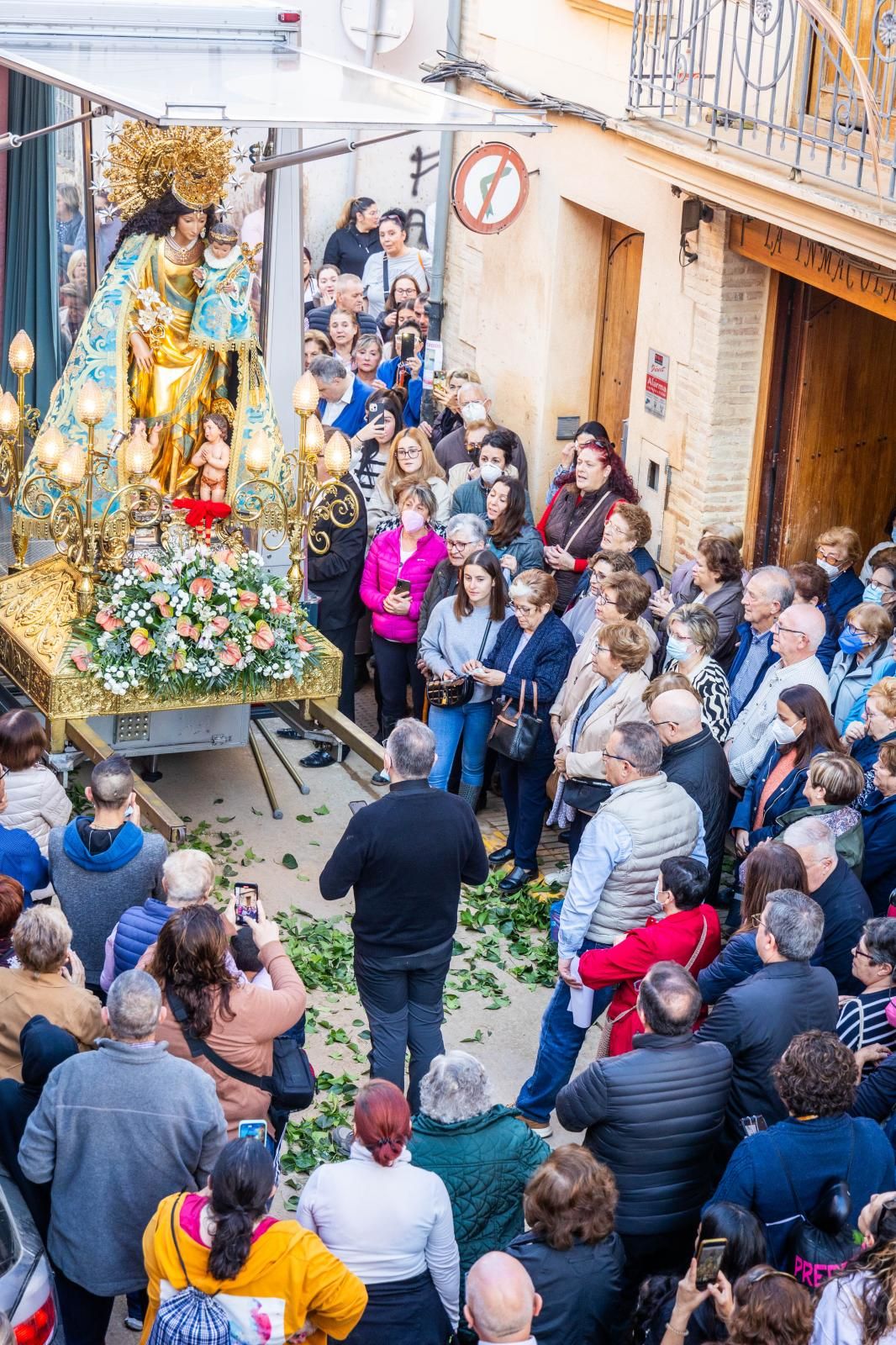 La Virgen de los Desamparados visita las parroquias de Paiporta afectadas por la DANA