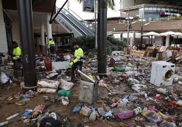 Así vivieron la noche de la DANA los trabajadores del centro comercial Bonaire: «Empezaron a romperse los escaparates»