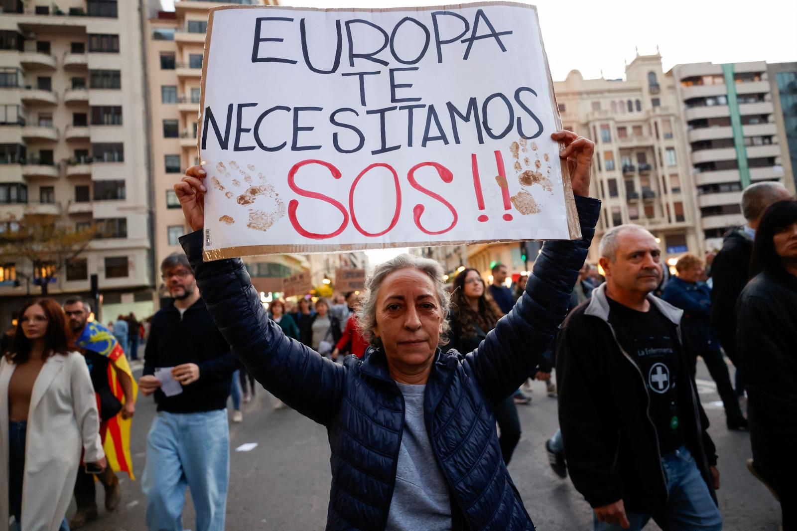 Fotos: Manifestación en Valencia contra la gestión política de la DANA