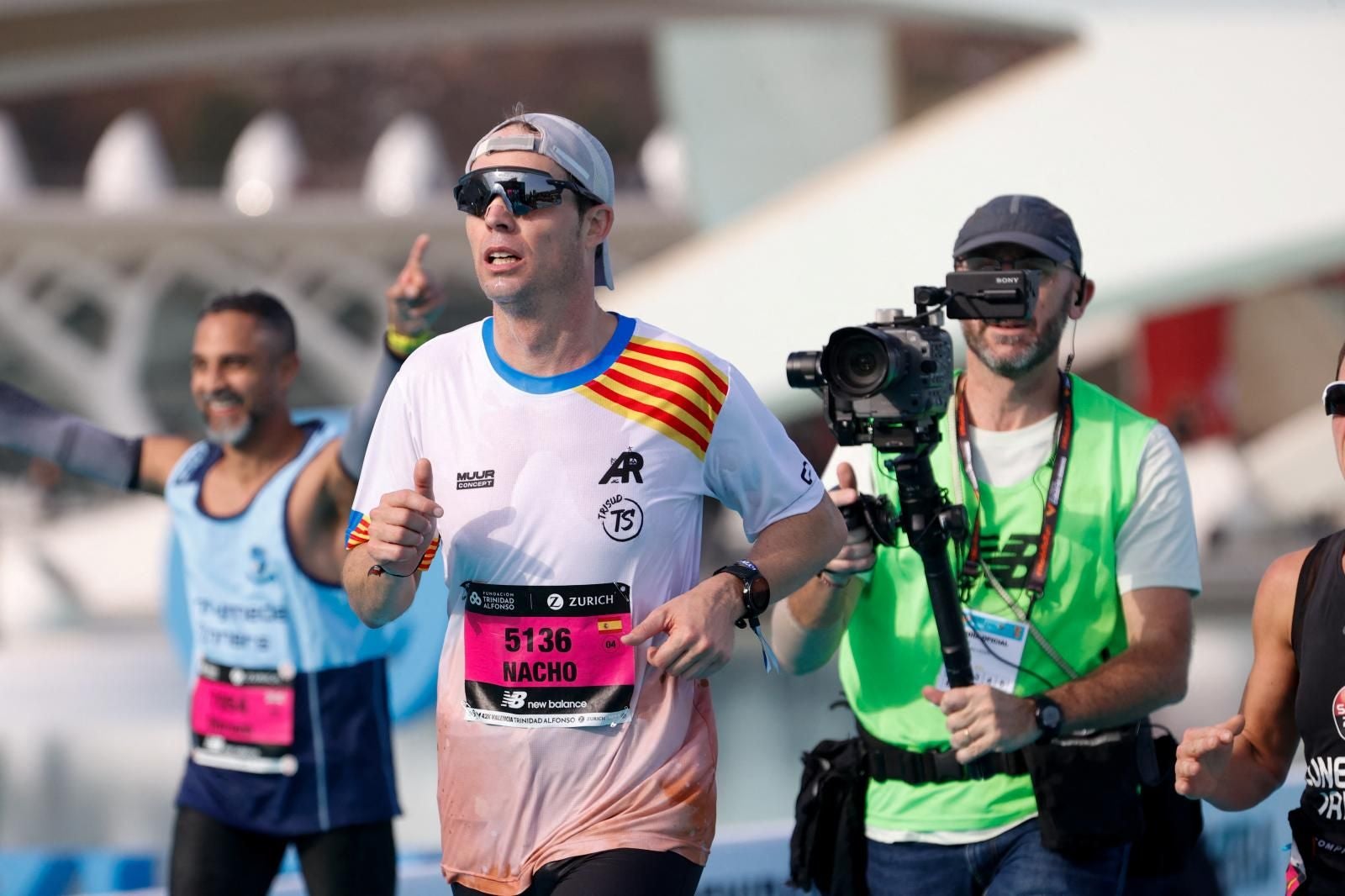 FOTOS: Así ha sido la llegada del Maratón de Valencia