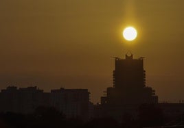 Amanecer en Valencia este domingo 1 de diciembre.