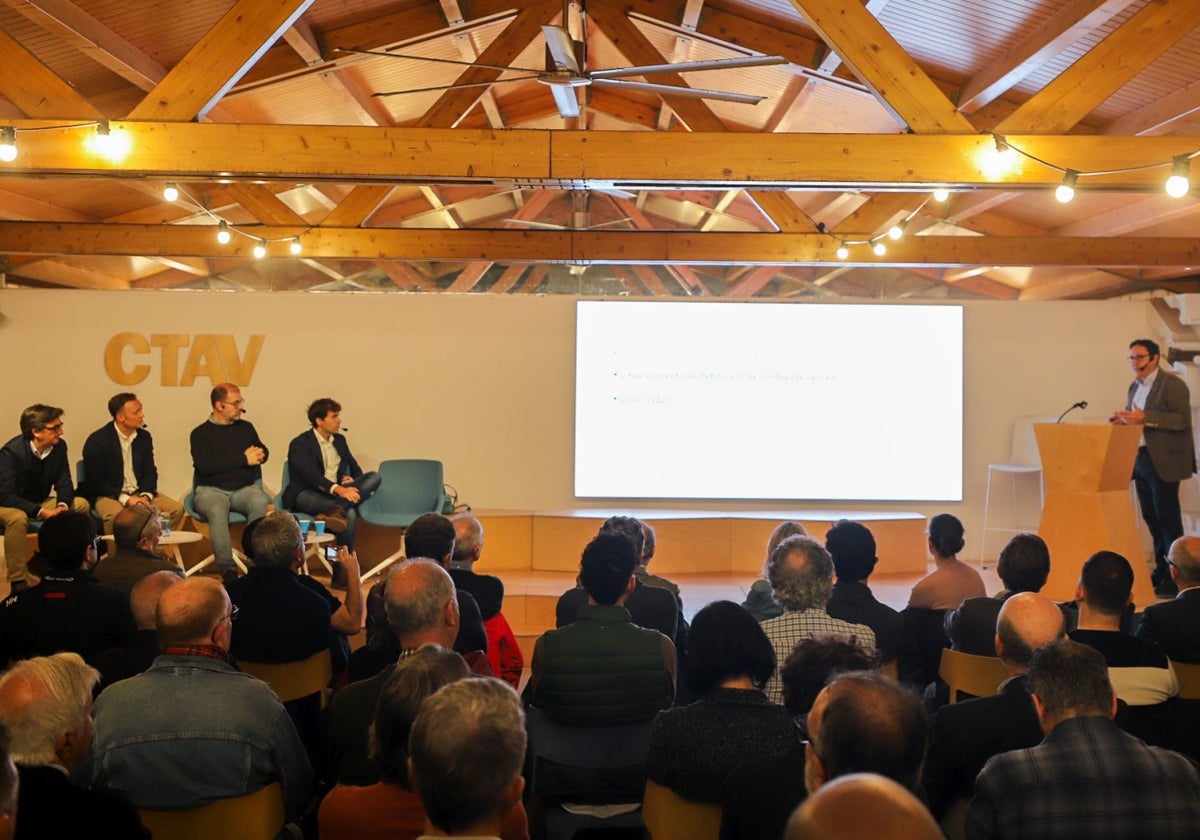 Un momento de la exposición realizada en el Colegio de Arquitectos de Valencia.