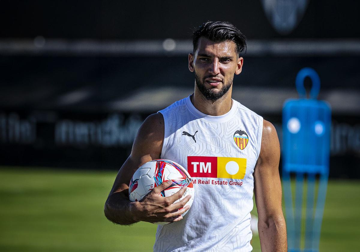 Rafa Mir, en un entrenamiento.