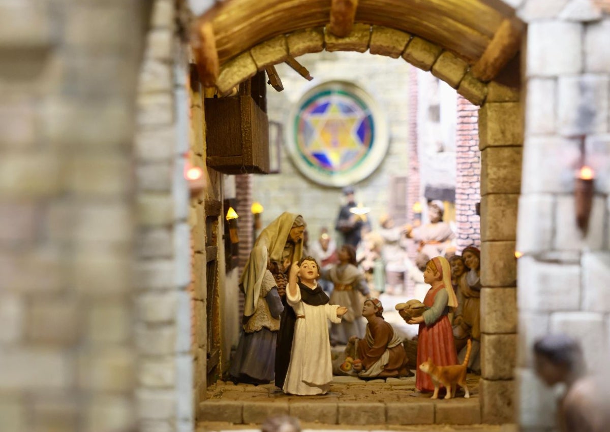 Imagen secundaria 1 - Voluntario de la DANA en el belén del Ayuntamiento y homenaje a Los Niños de la calle San Vicente.