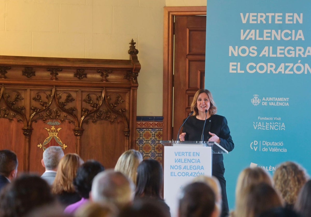 La alcaldesa de Valencia, María José Catalá, en la presentación de la campaña de apoyo al turismo.