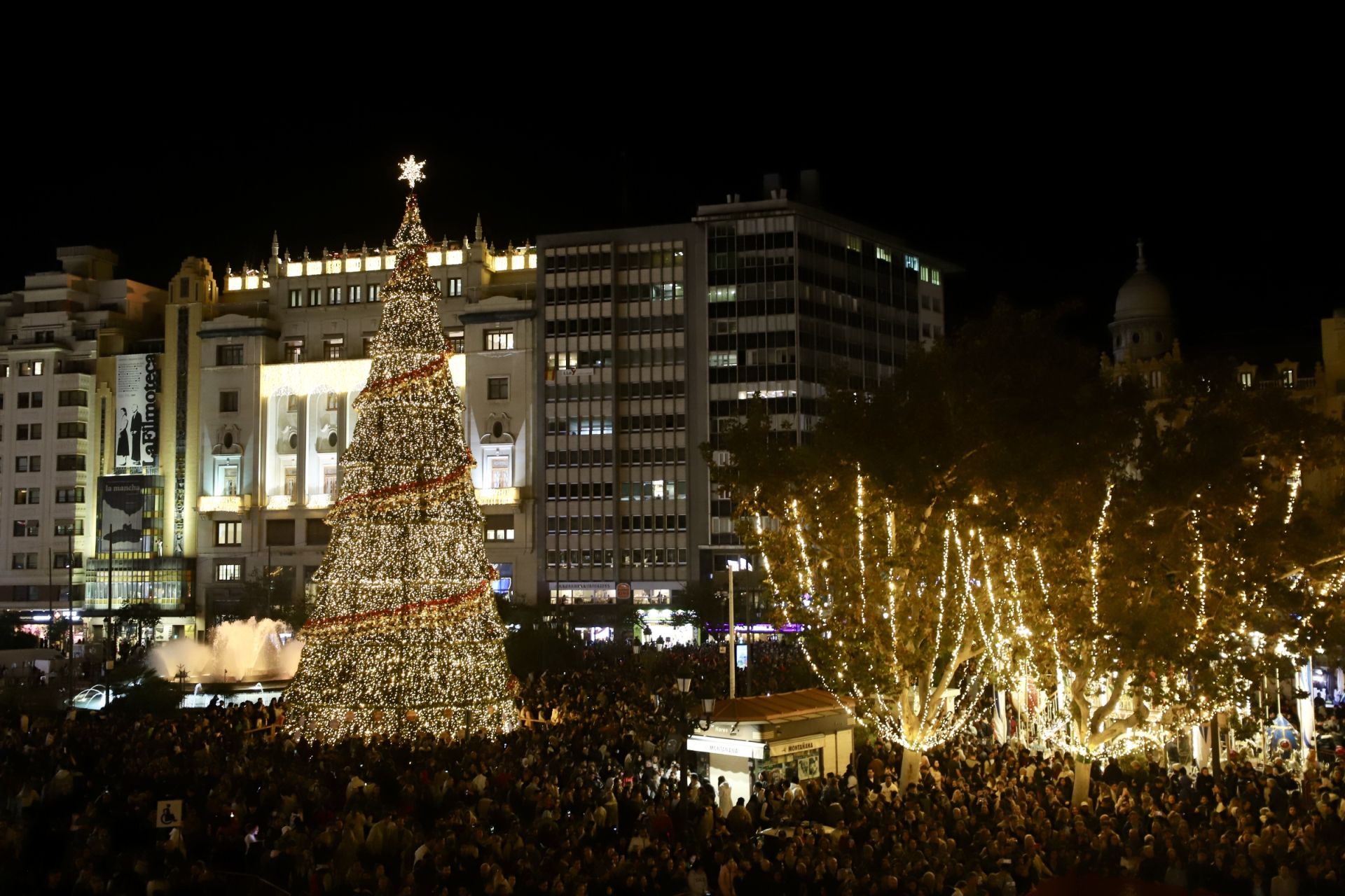 FOTOS: Valencia enciende las luces de Navidad 2024