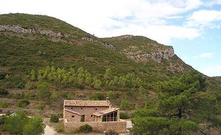 Refugio de la Bastida, dentro de la ruta de Quatretonda.