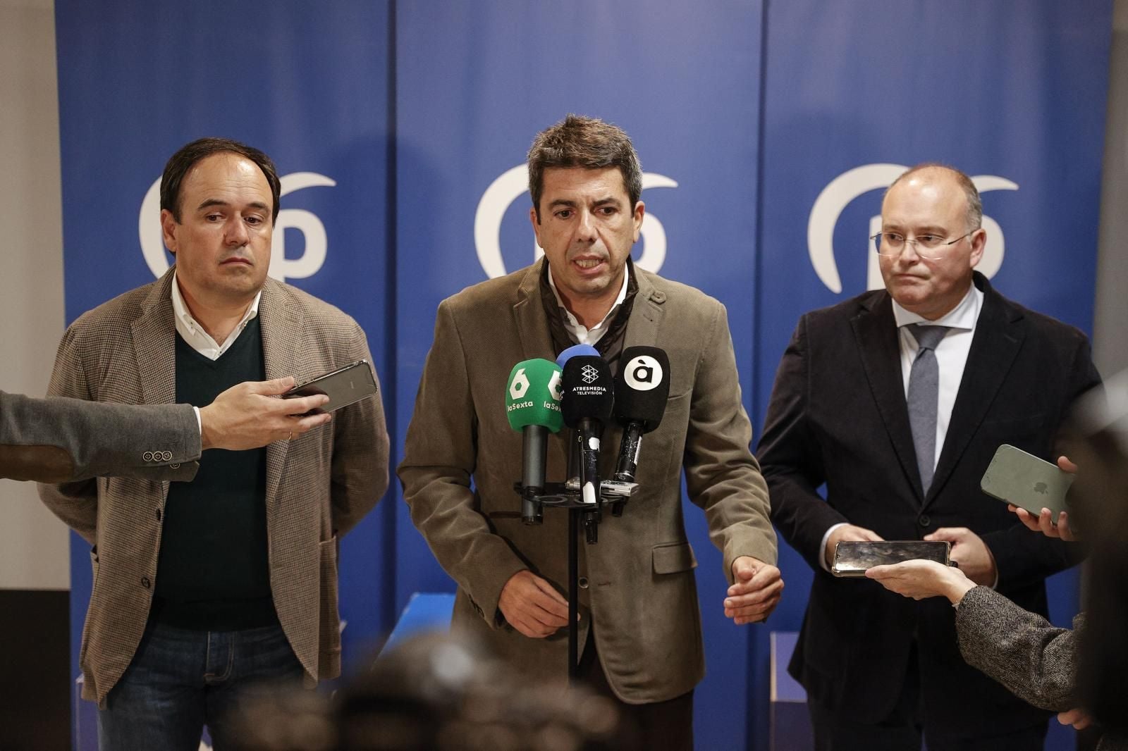 FOTOS | El PP cierra filas con Mazón