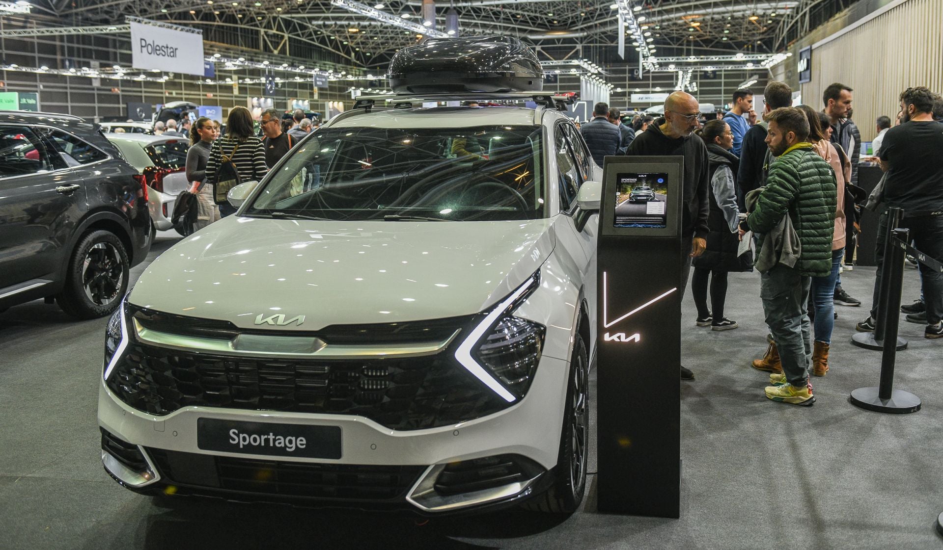 Otra jornada de récord en la Feria del automóvil de Valencia