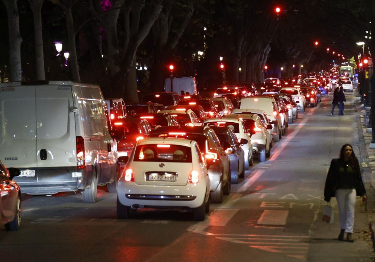 Colapso en el centro de Valencia en pleno fin de semana