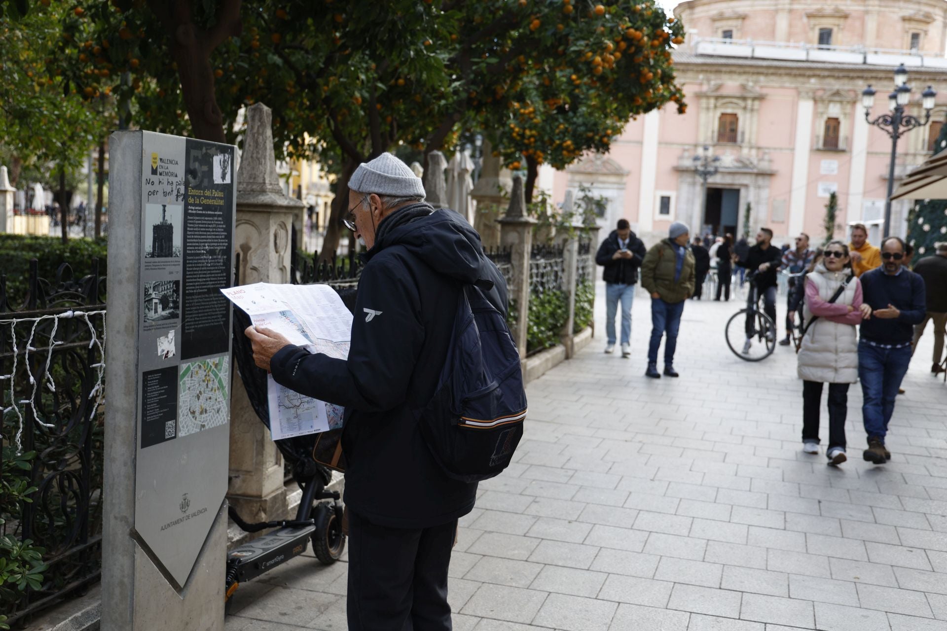 Ni el frío desanima a los turistas en Valencia