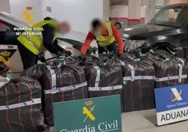 Detenido el exresponsable de la Guardia Civil del puerto de Valencia por narcotráfico.