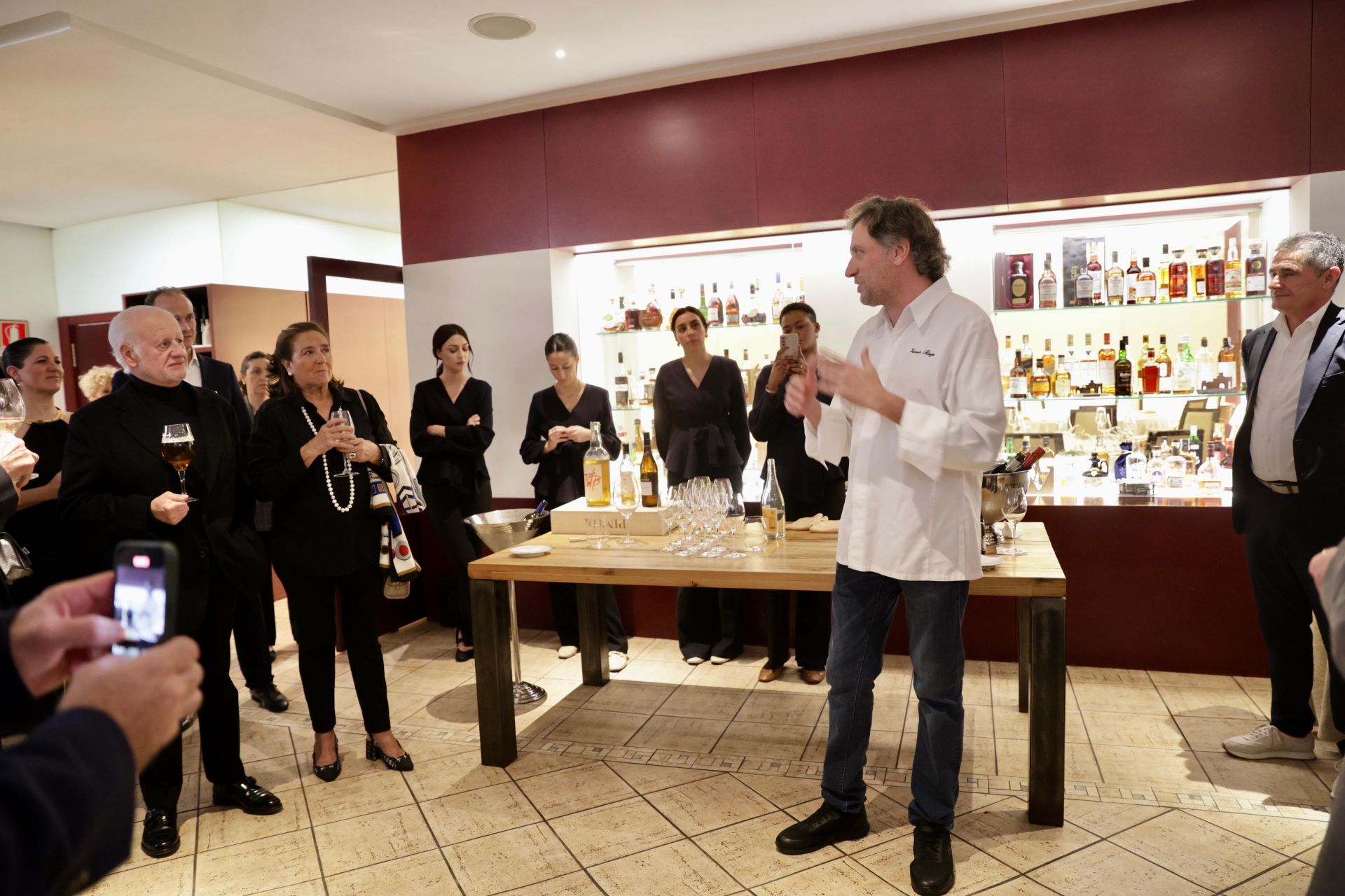 Juan Echanove, entre los invitados al centenario del restaurante Rioja