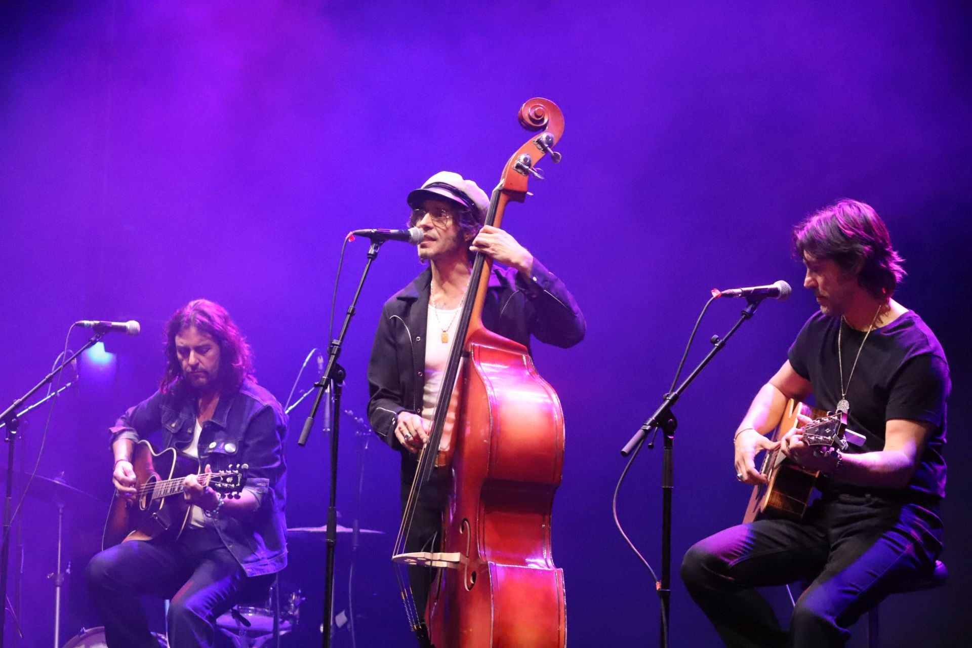 FOTOS | Valencia se vuelca en el concierto solidario por la dana