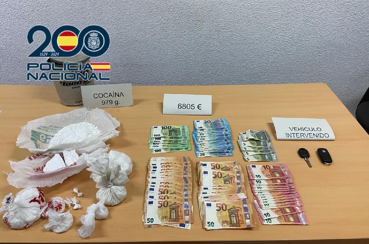 Detenidos cuatro miembros de una misma familia en Gandia dedicados a la venta de cocaína