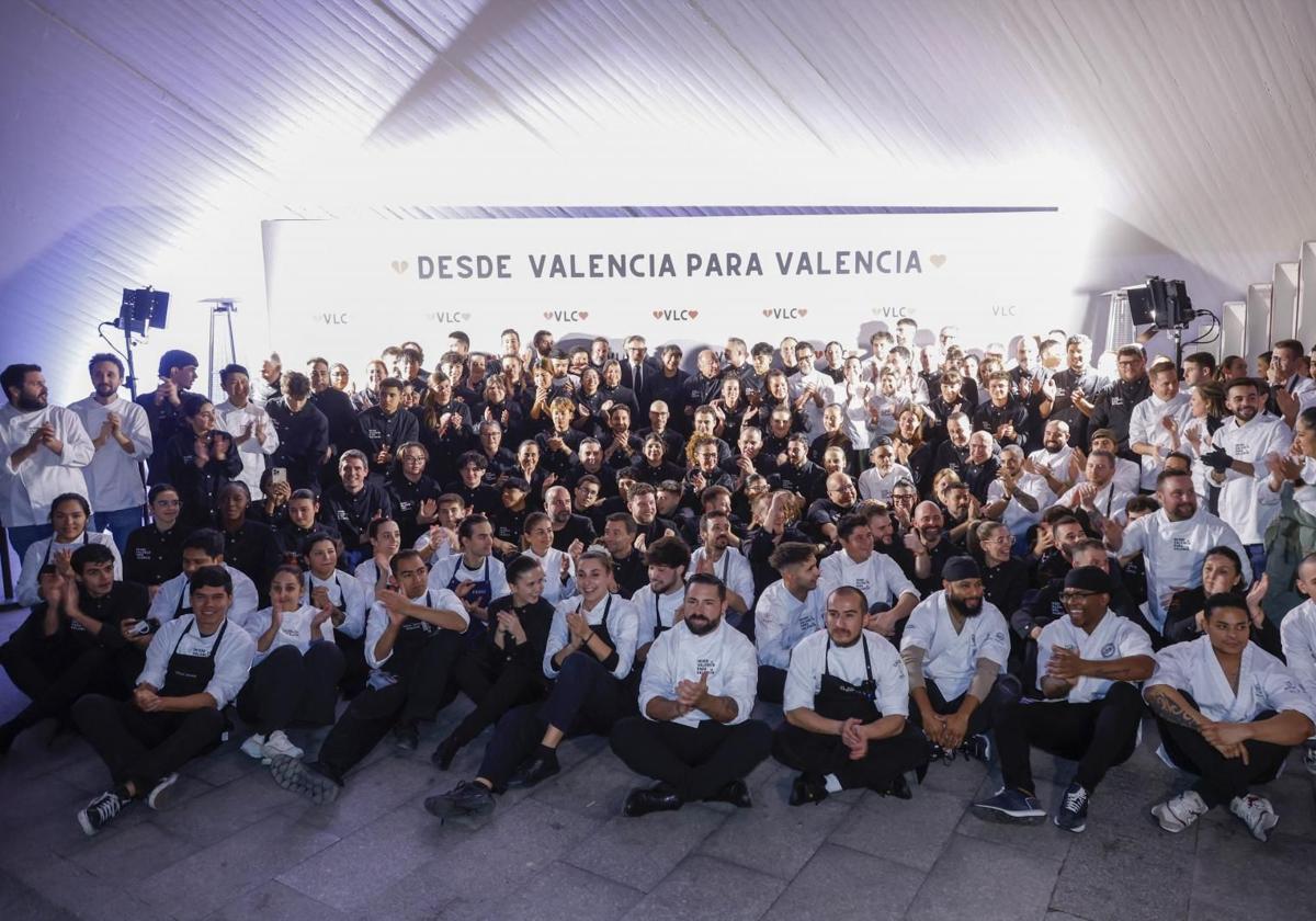 FOTOS | Cena solidaria &#039;Desde Valencia para Valencia&#039;