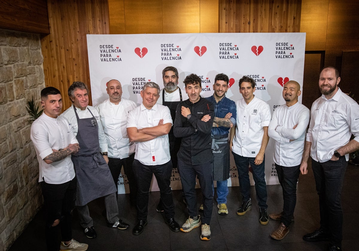 Imagen principal - Cocineros responsables de las cenas que se sirvieron en Vizcaya, La Rioja y Asturias 