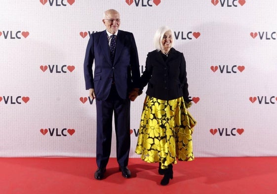 Juan Roig y Hortensia Herrero, unos momentos antes de entrar a la cena.