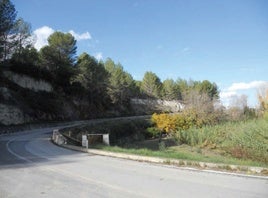 Tramo de la CV-641 en el término de Albaida.