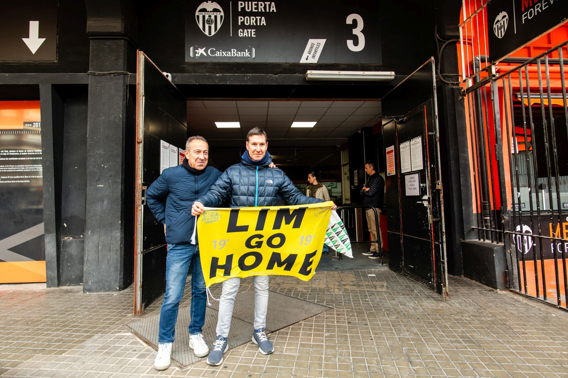 Tensión en la junta de accionistas del Valencia CF