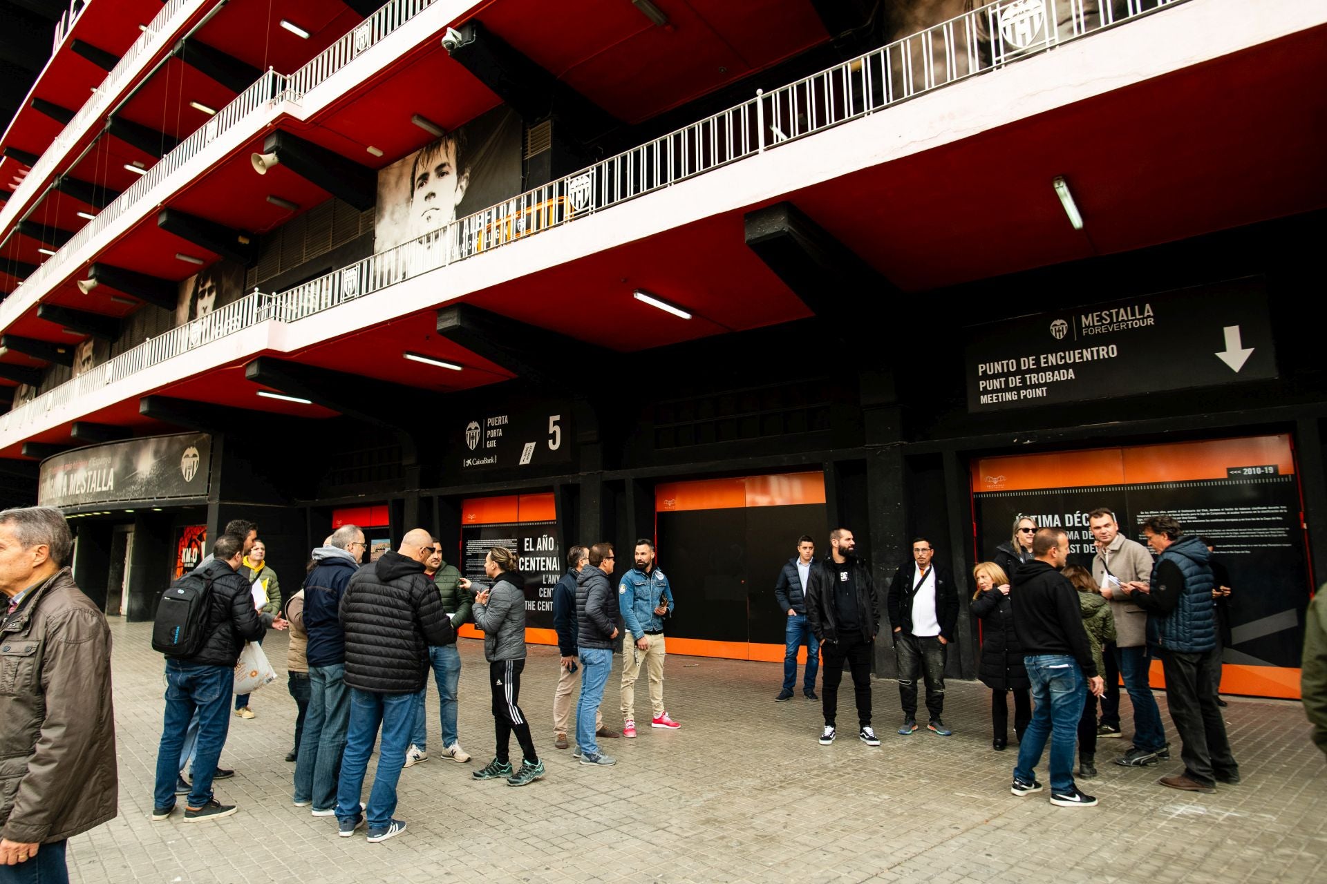 Tensión en la junta de accionistas del Valencia CF