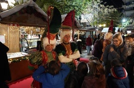 Los güedos de la Navidad en el Mercat de Nadal de Ontinyent.